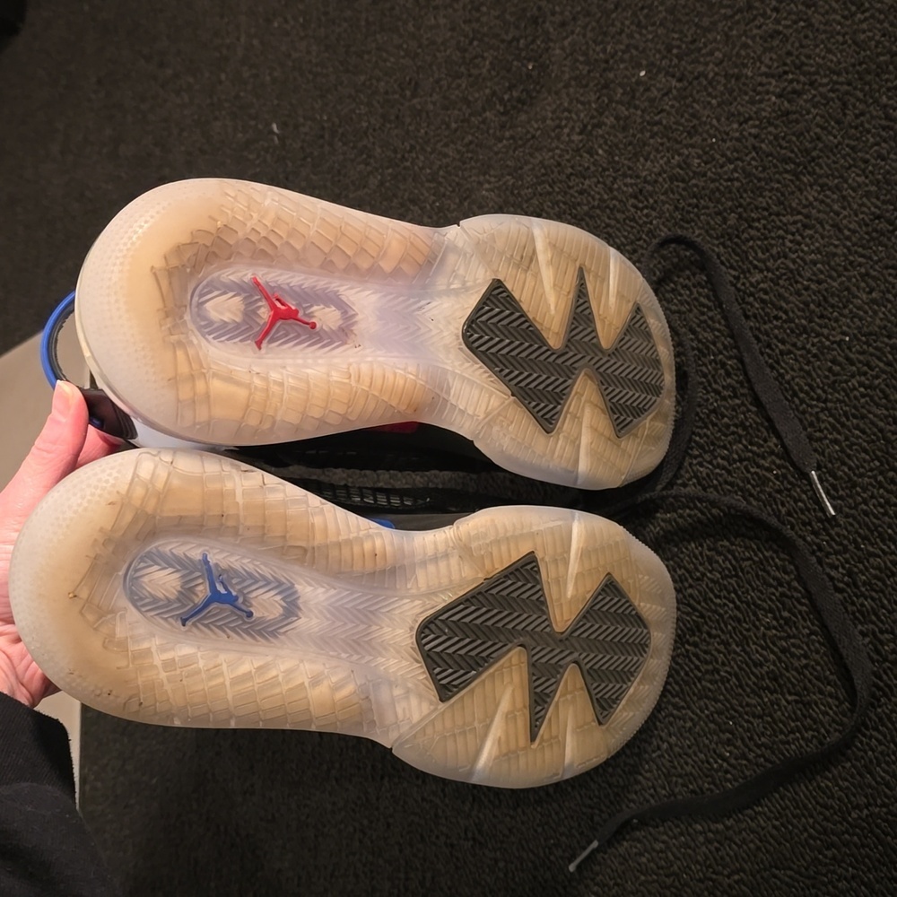 Air Jordan's - Picture 12 of 12